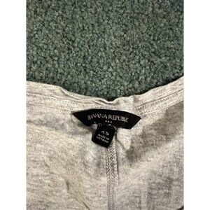 Womens Size XS Graphic Tee Shirt by Banana Republic ~ Gray/White "Hello Summer"